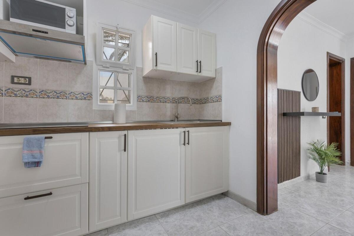 Santa Ursula 21 Apartment กอสตากาลมา ภายนอก รูปภาพ